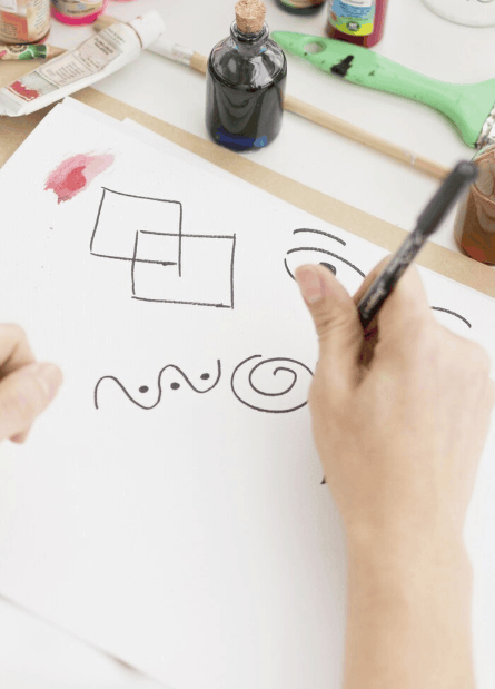 Croquis et dessins de jeux pour enfants