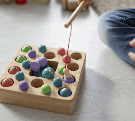 Jeux et jouets colorés prêts à être commercialisés